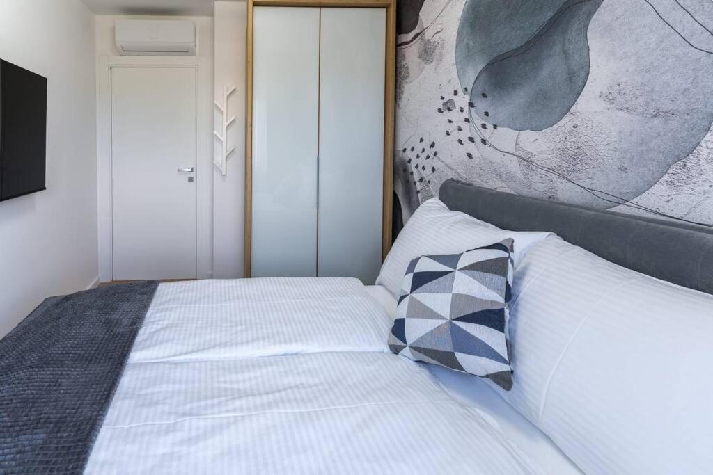 Capsula Luxury Apartment אומאג מראה חיצוני תמונה