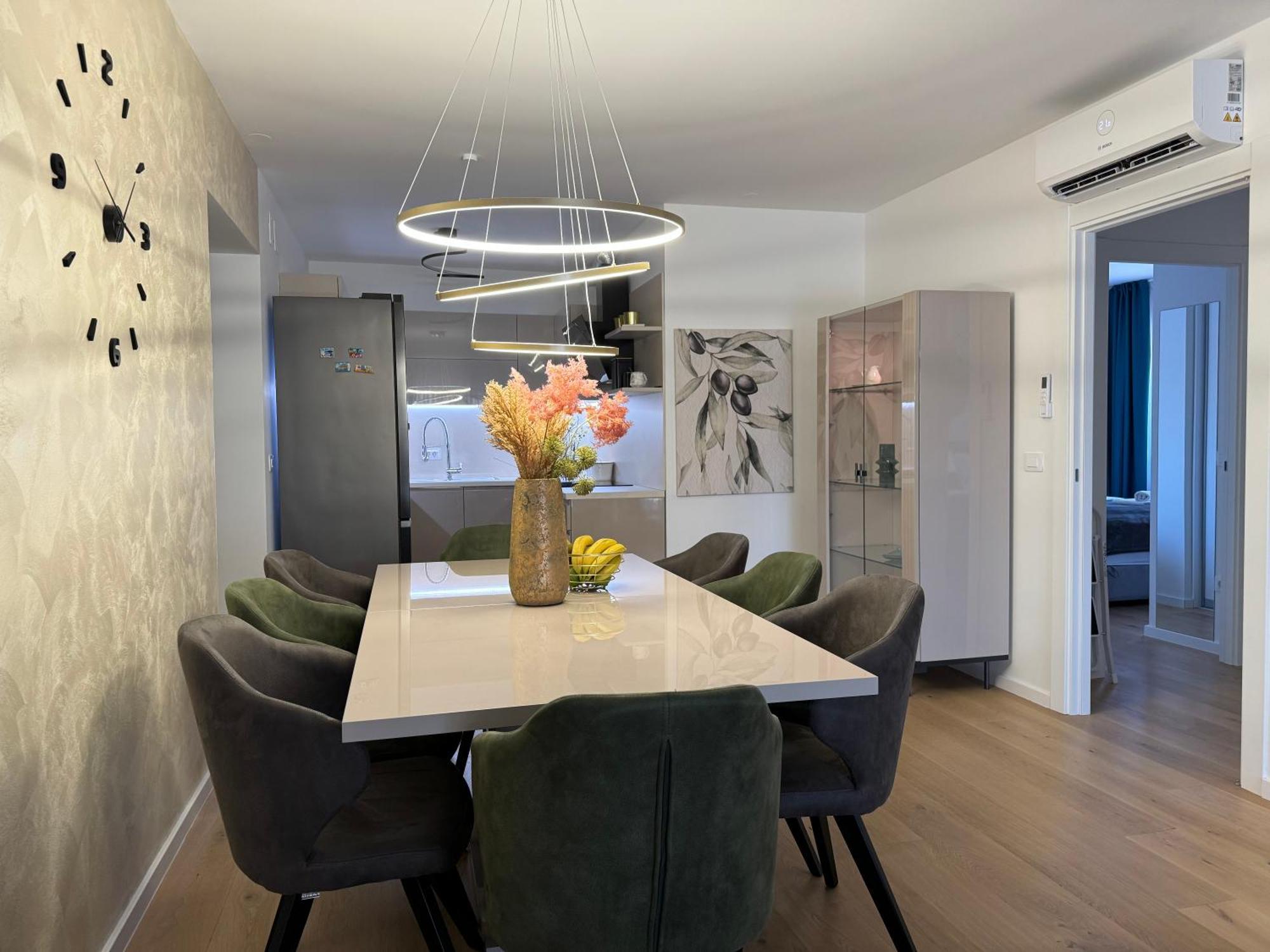 Capsula Luxury Apartment אומאג מראה חיצוני תמונה
